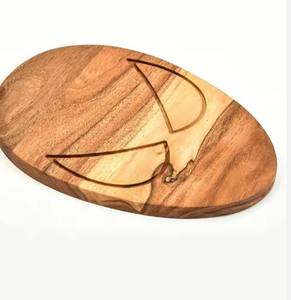 Planche à découper en bois classique, écologique et durable avec poignée en bois de manguier pour la cuisine, la découpe, le service au restaurant, décoration rustique - Product Image 2