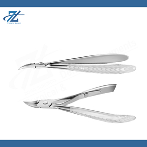 Juego de Cortaúñas Profesional de Acero Inoxidable Reutilizable y Duradero - Cortacutículas Portátil y Afilado, Tijeras Curvas para Manicura y Arte de Uñas - Product Image 6