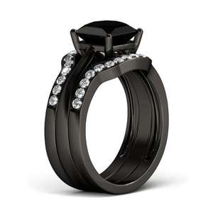 ชุดแหวนแต่งงานเงินสเตอร์ลิงทรงคุชชั่นสีดำเจลิยา - Product Image 3