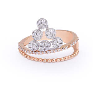 Élégante bague de délice à trois cercles en diamant - Product Image 1