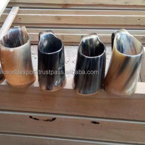 Tasse à corne à boire de style buffle avec poignée Tasse à corne de Viking animal poli naturel pour bière et café par FWE - Product Image 3