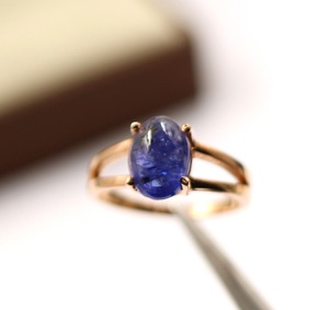 แหวนค็อกเทลแทนซาไนต์สำหรับผู้หญิง ทำจากเงินแท้ 925 ชุบทองคำขาว ประดับเพชรแบบฝังหนามเตย แหวนทำมือ - Product Image 1