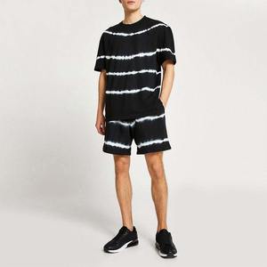 Nouvelle arrivée Ensemble décontracté d'été pour hommes T-shirt et short en coton imprimé à séchage rapide personnalisés - Product Image 1