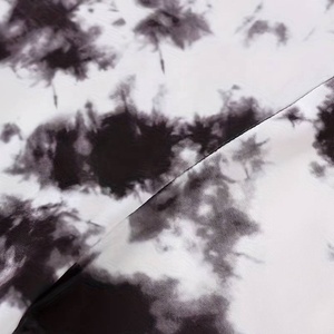 Venta al por mayor de Camisetas Personalizadas para hombres con logotipo personalizado Tie Dye camisas para hombres ropa de calle de manga corta para hombres servicio OEM - Product Image 5