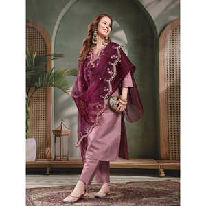 Vestido Pakistaní Ramas, Conjunto de Kurta Recta con Cuello en V y Pantalones, Dupatta Bordada, Material Georgette, Estilos Anarkali Salwar Kameez - Product Image 2