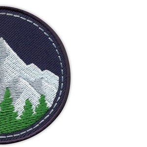 Patchs brodés 3D personnalisés de haute qualité, tissu chenille, PVC, cœur 3D appliqué pour chapeau, utilisation directe, Pakistan - Product Image 4