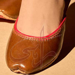 Service OEM, Khussa pour femmes, best-seller, dessus en cuir antidérapant, semelle antidérapante, nouveau design, marque privée, haute qualité - Product Image 6