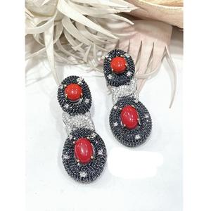 ต่างหูดีไซน์เนอร์ทรงเสน่ห์พร้อมต่างหูฟิวชั่นแบบสัมผัสเป็นประกายสำหรับผู้หญิงสาวๆสำหรับลุคตอนเย็นสำหรับงานปาร์ตี้แฟชั่น - Product Image 1