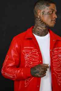 Cantidad a granel Nuevo diseño Hombres Sublimación Bomber Jacket Ligero Impermeable A prueba de viento Varsity Jacket para hombres - Product Image 5