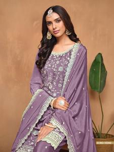 Collection de costumes Salwar Kameez pour filles et femmes au design unique disponible en vrac - Product Image 5