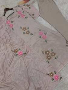 PRÉSENTER 3 PIÈCES ÉLÉGANTES Une ligne KURTI BAS AVEC BELLE DUPATTA - Product Image 6