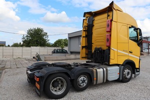 Camion tracteur Volvo FH 460 d'occasion 2018, transmission automatique, diesel, direction à gauche, transmission 4x2, suspension pneumatique, sièges, norme d'émission Euro 6 - Product Image 6