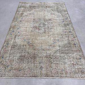 5.3x8.4 ft Vintage Rug, <b>Brown</b> Abstract Turkish Rug <b>Wool</b> - Product Image 1