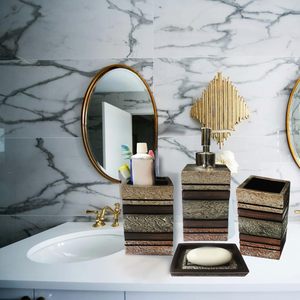 ชุดที่ใส่สบู่ทำจากเรซิน4ชิ้นที่วางแปรงจานสบู่สำหรับตกแต่งห้องน้ำชุดของขวัญในบ้านสไตล์หรูหราสำหรับพื้นที่อาบน้ำของคุณ - Product Image 6