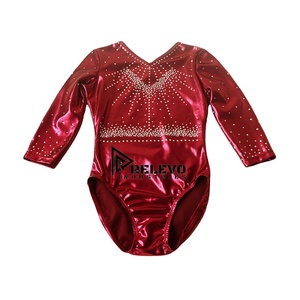 ชุดลีโอตาร์ดหนัง PU เงาสูงสำหรับยิมนาสติก ชุดฝึกซ้อมสำหรับการแข่งขัน ประดับด้วยคริสตัล เหมาะสำหรับการแสดงเต้นรำ สำหรับเด็กหญิงและผู้หญิง สำหรับการสั่งซื้อจำนวนมาก - Product Image 2