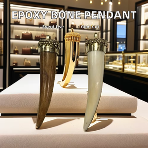 Collar con colgante de hueso de resina epoxi con elementos de madera, joyería elegante con forma fría, perfecta para niños, moda ortodoxa clásica - Product Image 6