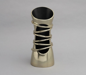 Exquisite Metal <b>Vases</b> with <b>Unique</b> Designs a Statement Piece Handcrafted Metal <b>Vases</b>: Uniquely Designed for Every Home - Product Image 2