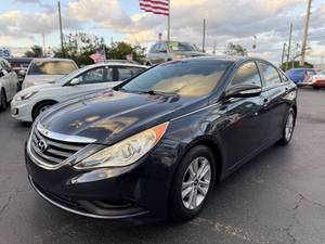 Hyundai Sonata GLS 2014 d'occasion à prix bas à vendre - Product Image 1