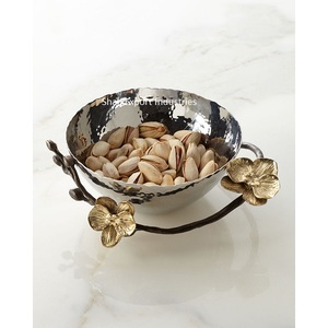Bols de service de fruits secs en aluminium de conception fantaisie pour table à manger bols de service décoratifs en métal amandes et noix de cajou - Product Image 5