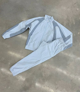 Conjunto de Dos Piezas de Chándal Cortavientos con Capucha para Hombre, Estilo Urbano, con Logotipo Personalizado, Poliéster/Nailon 2026 - Product Image 2