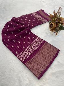 Saree pour les amateurs de mode Designer indien Dernier traditionnel indien Dola Soie Saree Exclusif Fancy Party Festival Vêtements de mariée - Product Image 4