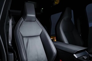 TESLA CYBERTRUCK CYBERBEAST PRÊT À ÊTRE EXPÉDIÉ SUPER PROPRE 2024 - Product Image 6
