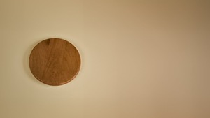 Plateau tournant en bois d'acacia Lazy Susan pour table à manger, plateau rond en bois pour servir du vin, du fromage et des repas - Product Image 3