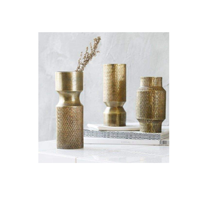 Jarrón de Metal Dorado Texturizado de Alta Calidad, Jarrón de Flores Decorativo Moderno para el Hogar, Oficina, Sala de Estar - Product Image 5
