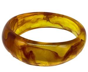 Bracelet artisanal en résine écologique pour usage quotidien, motif style ange, fabrication artisanale MOHSIN, moderne et élégant - Product Image 1