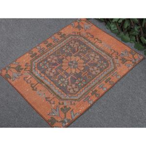 Tapis vintage 1,9 x 2,5 pieds, tapis turc, tapis en laine à imprimé animalier orange - Product Image 2