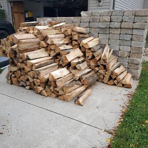 Meilleur fournisseur européen de bûches de bois de chauffage de chêne Bois de chauffage séché au four Humidité 18% Bois de chauffage de bois dur pour l'énergie thermique - Product Image 4