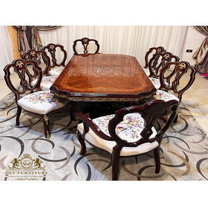 Ensemble table à manger traditionnelle polie en brun brillant Table à manger polie en brun brillant Table à manger exclusive 8 places - Product Image 1