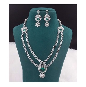 Ensemble de collier en pierre AD haute couture avec boucle d'oreille de luxe pour femmes vêtements de fête et d'événement disponibles au meilleur prix - Product Image 1