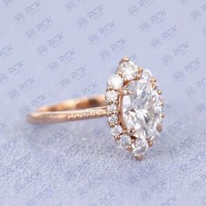 Anillo de halo de moissanita de corte ovalado TCW 1,50 para mujer para boda o fiesta, regalo de promesa de cumpleaños para ella - Product Image 2