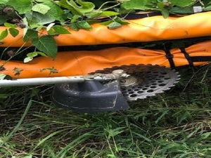 Lámina Protectora de Tuberías Económica, Fácil de Instalar, Color Naranja, Grado Industrial, Resistente a Cortes - Product Image 3