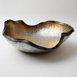 Ensemble de grand bol ShimmerStone Bol artisanal Articles de service de luxe fabriqués à la main pour une salle à manger élégante et un charme de table intemporel - Product Image 6