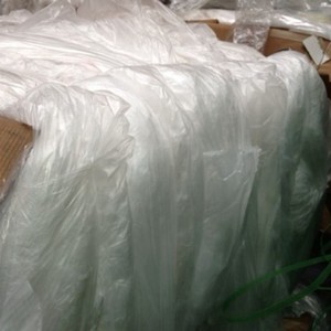 Rouleau de film défectueux de déchets de film LDPE de haute qualité nettoyé et sec prêt pour l'exportation dans le monde entier - Product Image 3