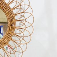 Miroirs ronds bohèmes en polyrotin faits à la main avec cadres, couleur et taille personnalisables pour la décoration murale du salon