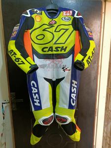 Combinaison de moto professionnelle en cuir jaune et bleu, sur mesure avec logo, confortable et au design moto. - Product Image 5