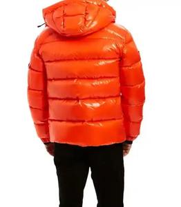 เสื้อแจ็คเก็ตพัฟเฟอร์ผ้าแคนวาสพิมพ์ลายคุณภาพสูงสำหรับผู้หญิง ปรับแต่งได้ตามต้องการ พร้อมโลโก้ด้านหน้า มีฮู้ด ระบายอากาศได้ดี แห้งเร็ว - Product Image 6