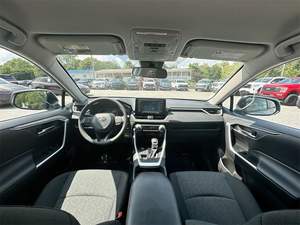 Toyota RAV4 XL-E Argent LHD 2021 d'occasion en bon état - Product Image 2