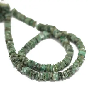 Cuentas Sueltas de Esmeralda Verde Natural de 22 Pulgadas, Corte Cuadrado, 4mm, Pulido con Corte Diamante, Cubo Heishi con Gemas de Larimar y Turquesa - Product Image 1