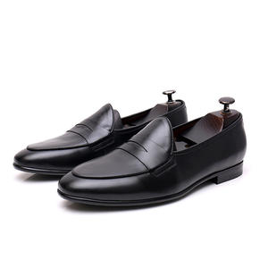 Chaussures habillées vintage en cuir givré pour hommes avec empiècements élastiques et talon résistant à l'usure - Product Image 2