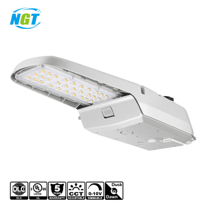 Éclairage public extérieur LED NGTlight 150W 105W 75W 20000LM IP65 pour parking, route et rue - Product Image 1