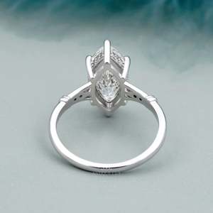 Anillo de Compromiso con Halo Oculto de Diamantes Cultivados en Laboratorio, Corte Marquesa Vintage de 3 Ct para Mujer, Certificado IGI - Product Image 5