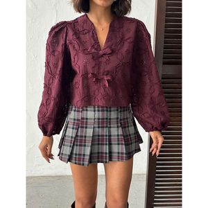 Blusas y Camisas para Mujer Topshow con Encaje Bordado y Detalle de Volantes, Disponibilidad al por Mayor - Product Image 5