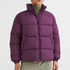 Chaqueta acolchada de invierno de gran tamaño personalizada para hombre con cuello levantado y capucha Abrigo acolchado cálido y acogedor con burbujas - Product Image 2