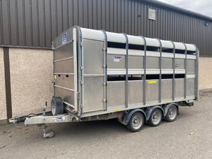 Wholesale New 100 Tons Steel Cattle <b>Trailer</b> Livestock Semi-<b>Trailer</b> Truck with Axles Cargo Animal Transport Stake Fence for Sale - Product Image 6