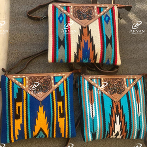 Bolso de Mano con Flecos para Mujer, Bolsa Elegante de Tela Azteca Bohemia, Jacquard, Color Azul, Novedad - Product Image 1