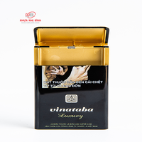 Étui à cigarettes rectangulaire noir de luxe moderne en plastique Vinataba OEM/ODM, kit d'accessoires pour fumeurs, tubes à cigares, briquet, coque à clapet